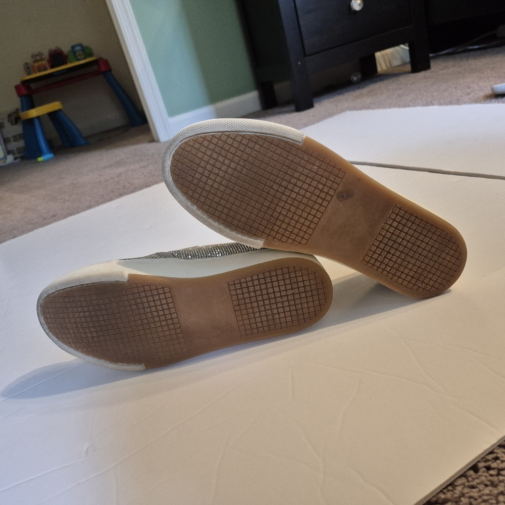 STEVE MADDEN 6.5 Rhinestone Slip On Sneakers - Picture 5 of 5